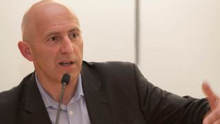 Le député socialiste, Dominique Potier, a déposé le 20 décembre une nouvelle proposition de loi visant à lutter contre l’accaparement des terres. © G. Louis Le député socialiste, Dominique Potier, a déposé le 20 décembre une nouvelle proposition de loi visant à lutter contre l’accaparement des terres. © G. Louis